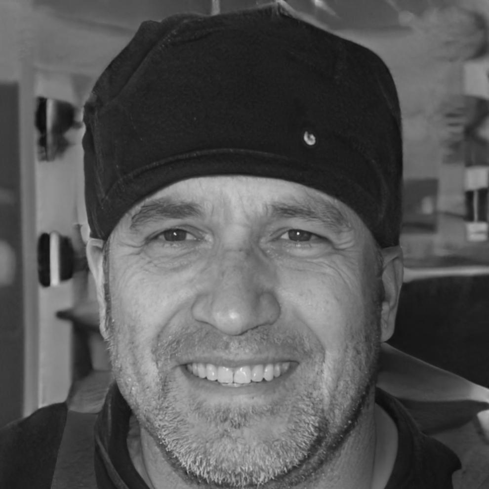 Henrik Svendsen, Senior Investment Analyst